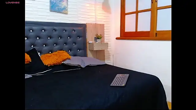 Snapshot of Tribilin_ht chatting on March 2, 2026, 10:27 pm Tribilin ht online show from March 2, 2026, 10:27 pm