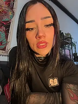 Snapshot of NinaHex chatting on November 21, 2025, 1:43 pm NinaHex online show from November 21, 2025, 1:43 pm