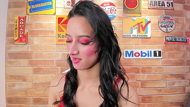 Snapshot of foxy_sharlotte chatting on February 14, 2026, 6:15 pm foxy sharlotte online show from February 14, 2026, 6:15 pm