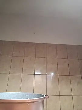 sweetbabygirlforyou online show from April 11, 2026, 2:43 pm