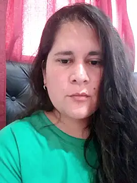 Clara Arg online show from November 16, 2025, 5:51 pm