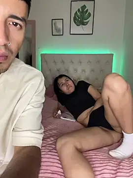 BIJOU SECRET online show from March 18, 2026, 4:26 am