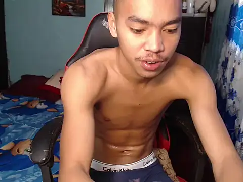 slimraz02 online show from January 19, 2026, 2:48 am