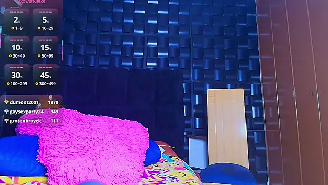 Kesha rosse  online show from November 29, 2025, 6:05 am