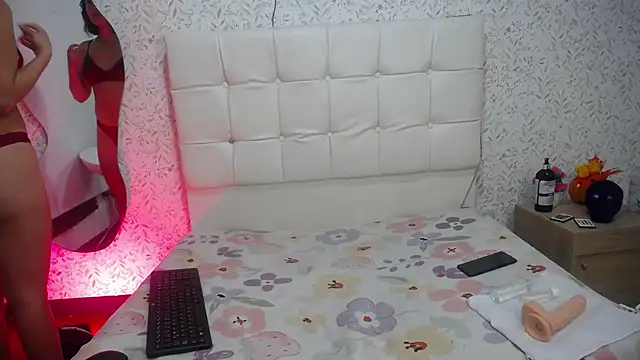 Catleya x online show from November 16, 2025, 8:03 pm