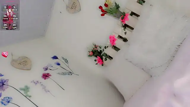 Kendall- 8 online show from November 10, 2025, 10:31 pm