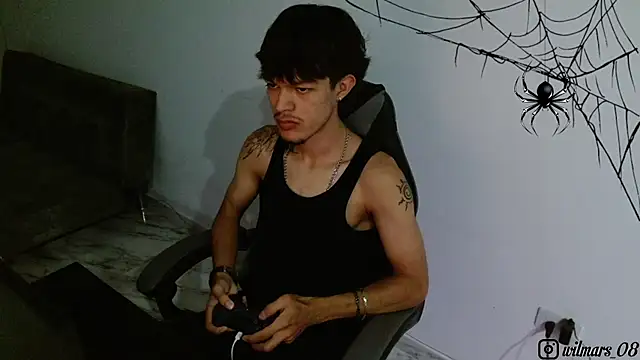 BrayanOconer08 online show from October 26, 2025, 3:23 am