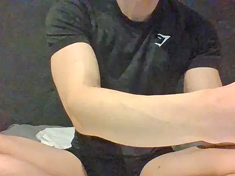 jaydenasiantattoo online show from November 5, 2025, 10:37 am