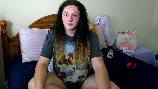 sugasunny04 online show from April 10, 2026, 5:50 pm