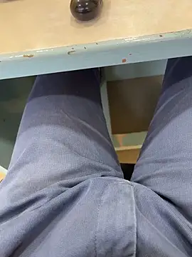 Snapshot of bitujd98 chatting on November 6, 2025, 5:08 am bitujd98 online show from November 6, 2025, 5:08 am