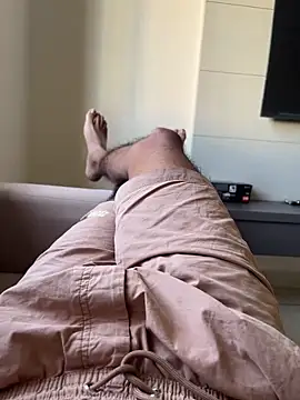 Snapshot of bitujd98 chatting on November 9, 2025, 7:06 am bitujd98 online show from November 9, 2025, 7:06 am