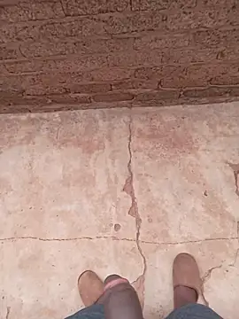 Snapshot of younggblackkCOCK19 chatting on December 2, 2025, 9:25 am younggblackkCOCK19 online show from December 2, 2025, 9:25 am