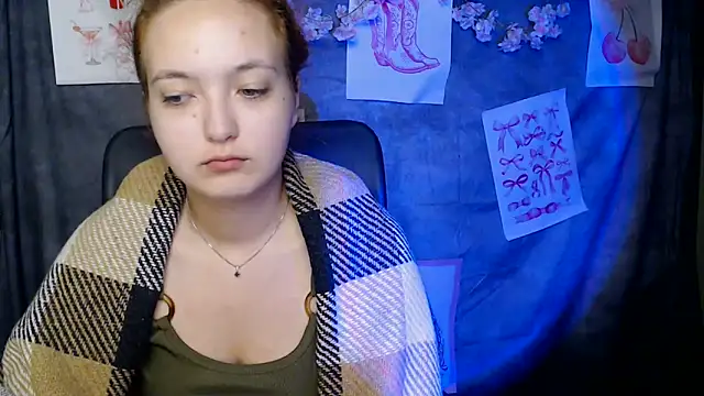 Snapshot of MissAriaa chatting on June 14, 2026, 12:52 am MissAriaa online show from June 14, 2026, 12:52 am