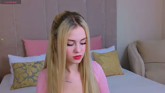 Rose Masson online show from April 8, 2026, 6:13 am