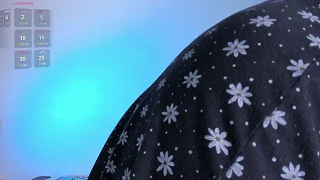 Leyacopper  online show from March 13, 2026, 11:44 pm