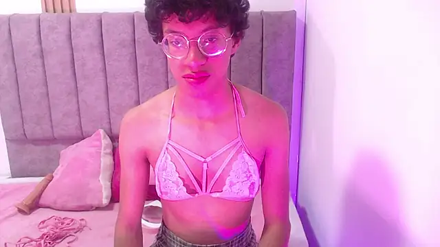 Snapshot of Athenea_Zoe chatting on November 10, 2025, 11:48 pm Athenea Zoe online show from November 10, 2025, 11:48 pm