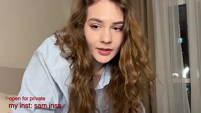 blooomis online show from December 22, 2025, 6:27 pm