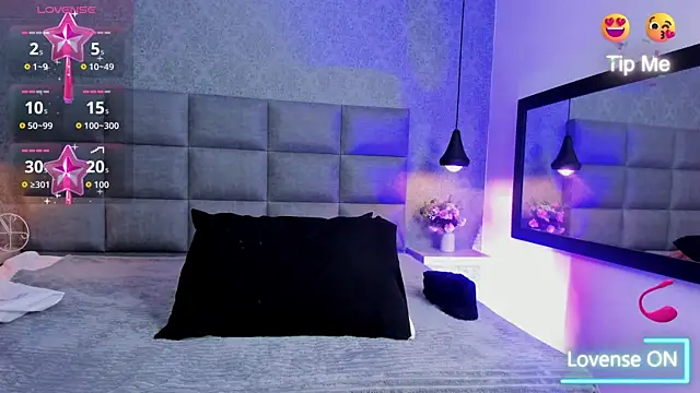 Luna Bella3 online show from December 17, 2025, 10:43 am