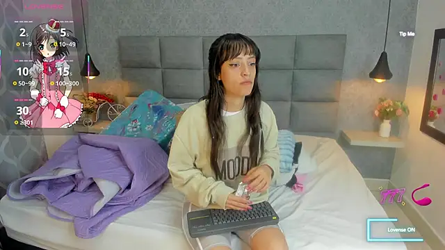 Luna Bella3 online show from February 21, 2026, 11:22 am