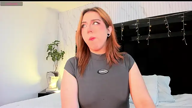 JanneBlossom  online show from February 5, 2026, 9:30 pm