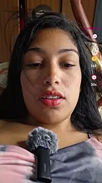 aleexacandy online show from May 17, 2026, 2:35 pm