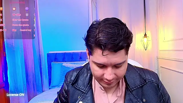 Snapshot of MasonHeat chatting on November 9, 2025, 2:21 am MasonHeat online show from November 9, 2025, 2:21 am