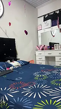 Hot2gether69 online show from February 4, 2026, 12:38 am