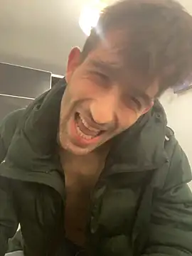 Dondeloquieras4 online show from April 6, 2026, 2:29 pm