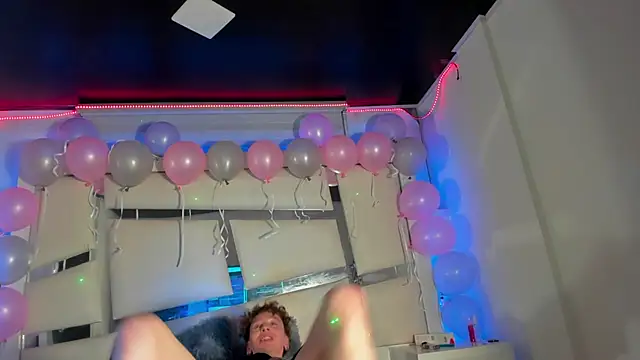 Snapshot of Genesis_ask chatting on October 28, 2025, 4:16 am Genesis ask online show from October 28, 2025, 4:16 am