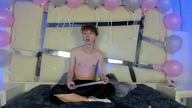 Snapshot of Genesis_ask chatting on November 8, 2025, 11:14 pm Genesis ask online show from November 8, 2025, 11:14 pm