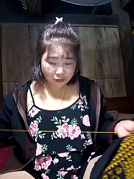 Snapshot of doremi-z chatting on December 1, 2025, 3:22 am doremi-z online show from December 1, 2025, 3:22 am