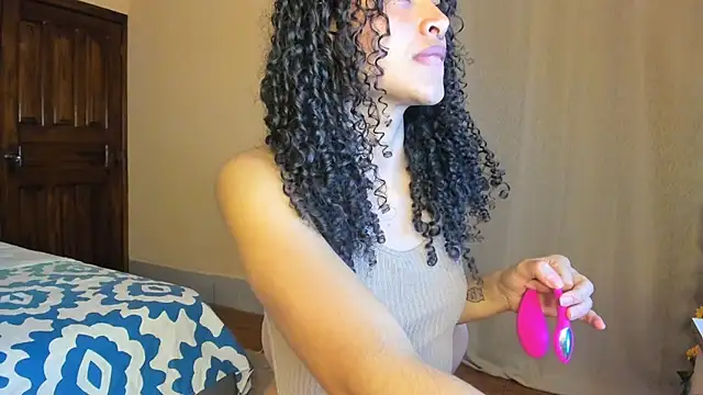 Snapshot of Keniia_rizz chatting on July 25, 2026, 11:35 pm Keniia rizz online show from July 25, 2026, 11:35 pm