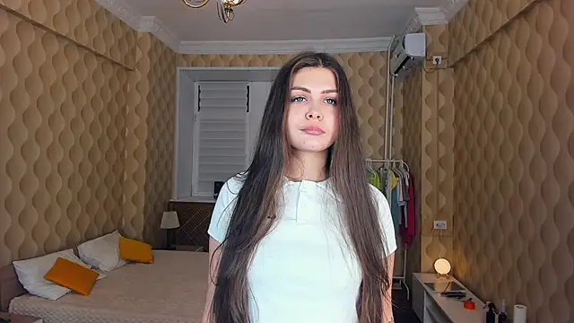 Snapshot of AdelinaIbraham chatting on November 3, 2025, 6:31 pm AdelinaIbraham online show from November 3, 2025, 6:31 pm