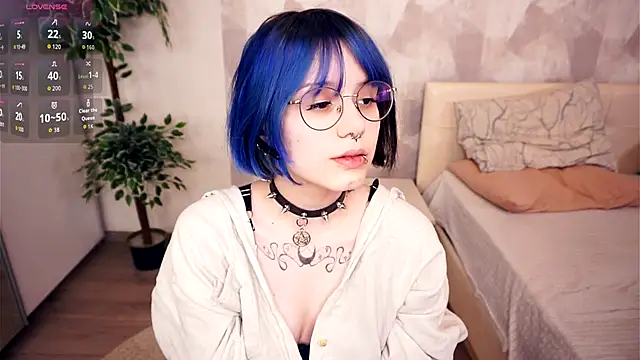 KellePourier online show from December 4, 2025, 6:38 pm