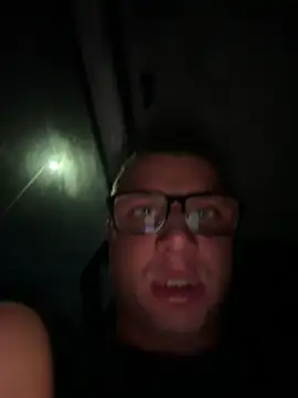 Snapshot of PolishBoy1995 chatting on November 6, 2025, 5:52 am PolishBoy1995 online show from November 6, 2025, 5:52 am