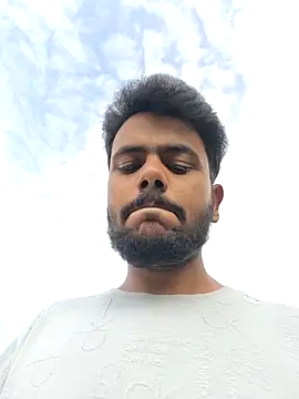 Snapshot of devil_boy_0909 chatting on November 2, 2025, 3:31 am devil boy 0909 online show from November 2, 2025, 3:31 am