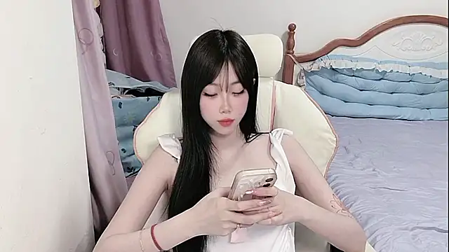 Snapshot of Vivian-88 chatting on May 13, 2026, 5:38 am Vivian-88 online show from May 13, 2026, 5:38 am