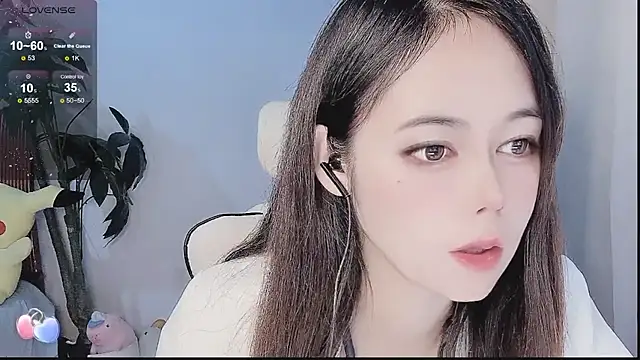 Snapshot of Tangt- chatting on December 15, 2025, 4:22 pm Tangt- online show from December 15, 2025, 4:22 pm