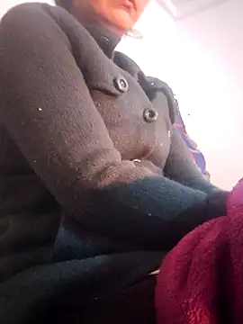 Hot-Rubyy online show from January 17, 2026, 5:38 pm