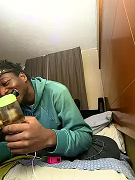 Snapshot of bbc4toes92 chatting on November 6, 2025, 2:23 am bbc4toes92 online show from November 6, 2025, 2:23 am