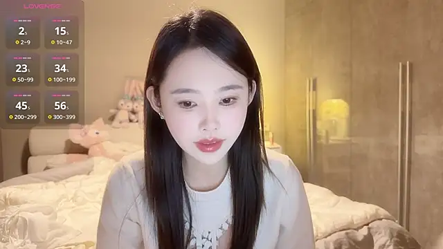 Snapshot of lovely-88 chatting on November 10, 2025, 11:42 am lovely-88 online show from November 10, 2025, 11:42 am