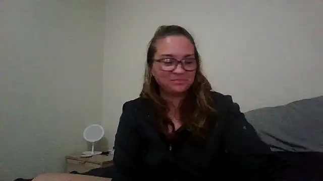lilMissMarli online show from March 3, 2026, 7:47 am