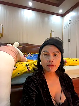 Snapshot of Qt889999 chatting on November 10, 2025, 2:16 pm Qt889999 online show from November 10, 2025, 2:16 pm