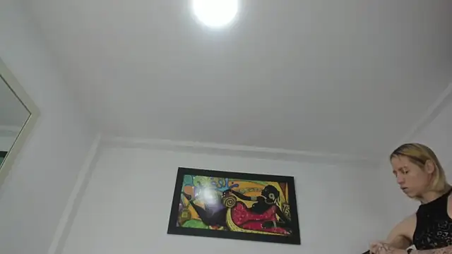 natacha ferrer1 online show from February 27, 2026, 1:11 pm