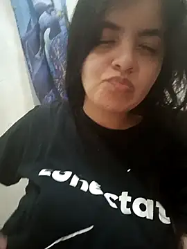 Snapshot of Tatimari chatting on November 12, 2025, 6:19 pm Tatimari online show from November 12, 2025, 6:19 pm