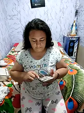 Anny 37 online show from November 19, 2025, 12:43 am