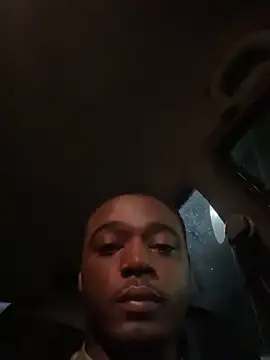 Snapshot of negrinho5 chatting on October 28, 2025, 11:18 pm negrinho5 online show from October 28, 2025, 11:18 pm