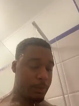 Snapshot of negrinho5 chatting on February 18, 2026, 1:45 am negrinho5 online show from February 18, 2026, 1:45 am