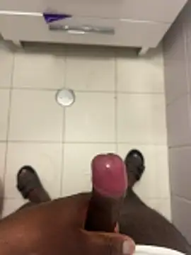 Snapshot of negrinho5 chatting on February 21, 2026, 4:19 pm negrinho5 online show from February 21, 2026, 4:19 pm