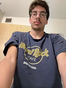 Snapshot of TimBelucci chatting on October 27, 2025, 8:57 pm TimBelucci online show from October 27, 2025, 8:57 pm